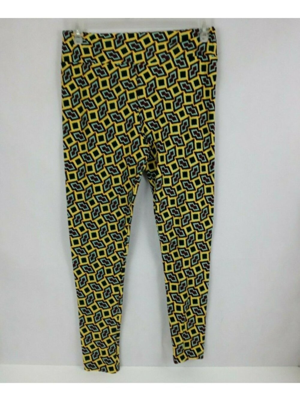 New LuLaRoe Tall & Curvy Leggings Yellow With Wild & Fun Design